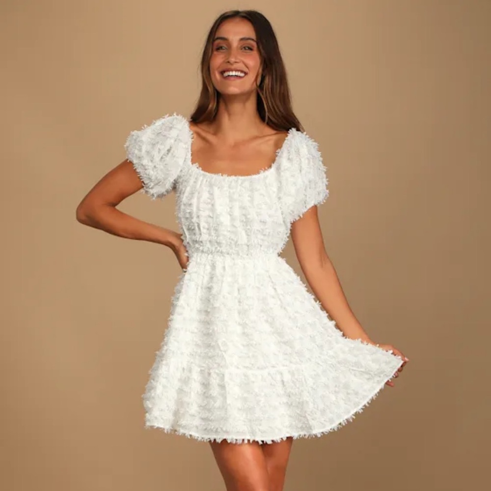 A Day With You White Puff Sleeve Skater Mini Dress
A Chic White Textured Dress